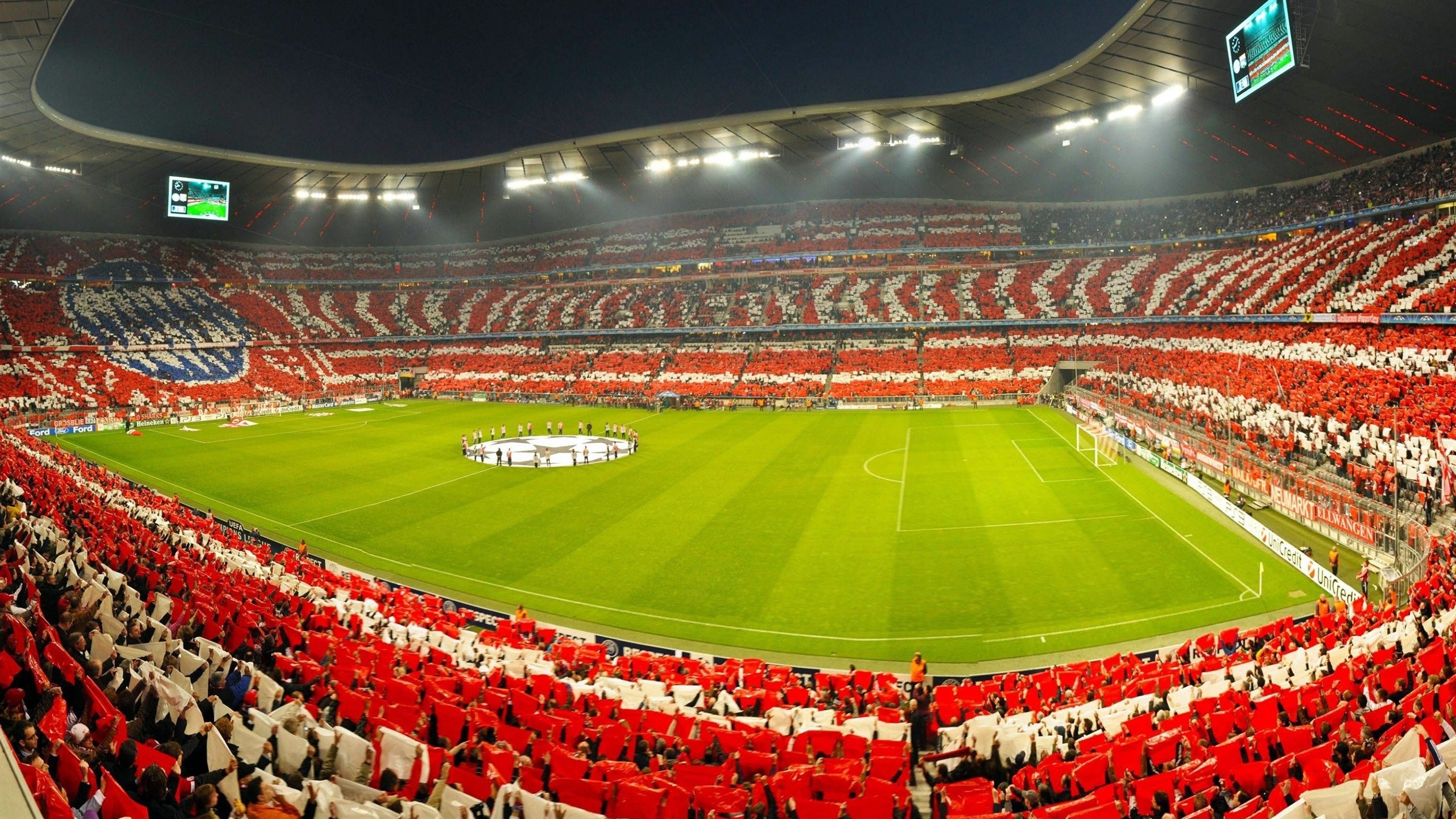 英超焦点战:曼联逆转击败利物浦